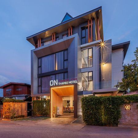 ホテル On Thapae Gate Chiangmai チエンマイ エクステリア 写真